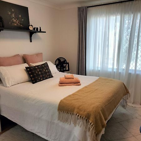 The Lake House Perth Bagian luar foto