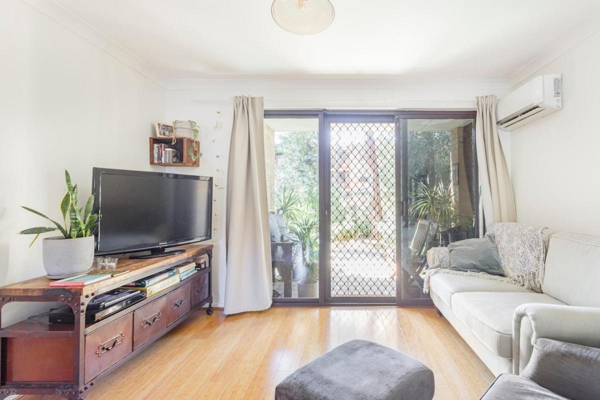 The Lake House Perth Bagian luar foto