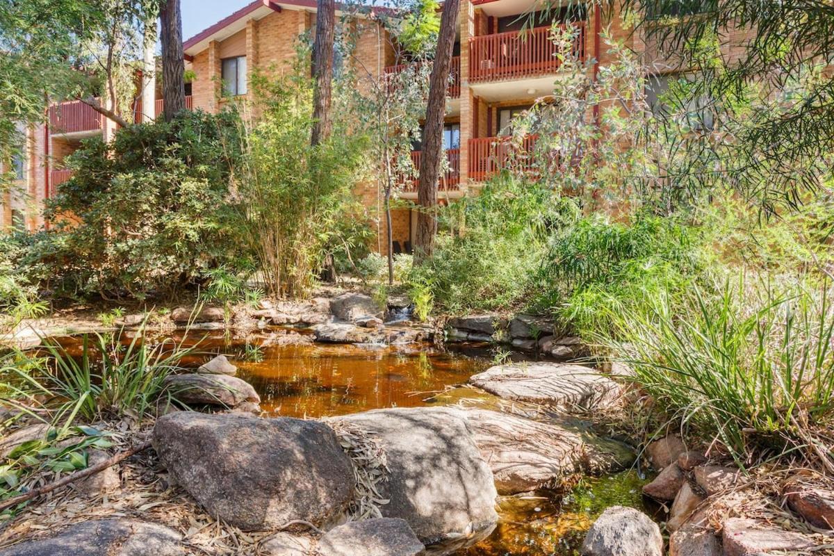 The Lake House Perth Bagian luar foto